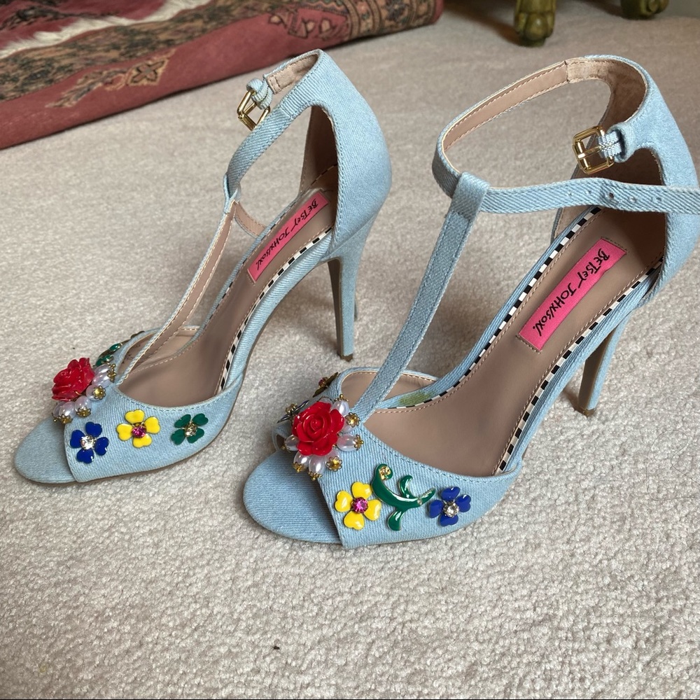 Betsey Johnson NEW Lenox Denim Heel shoe  7.5